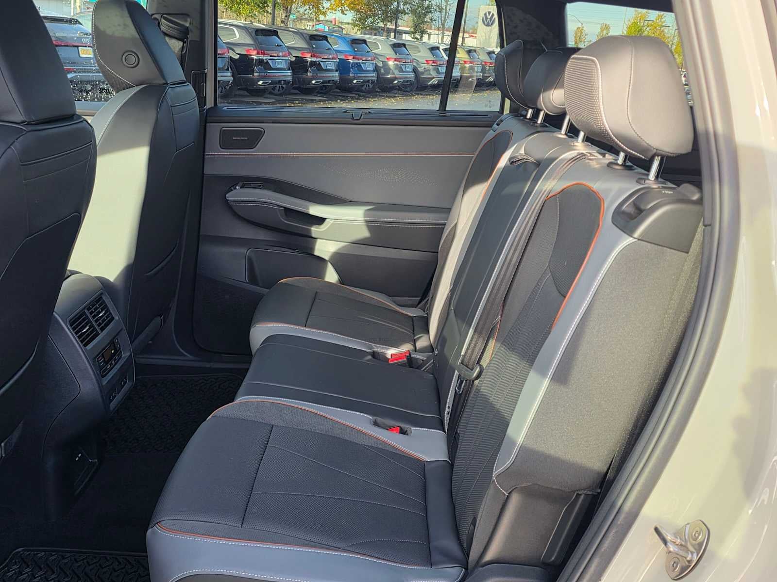 2027 Volkswagen Atlas 2.0T SEL