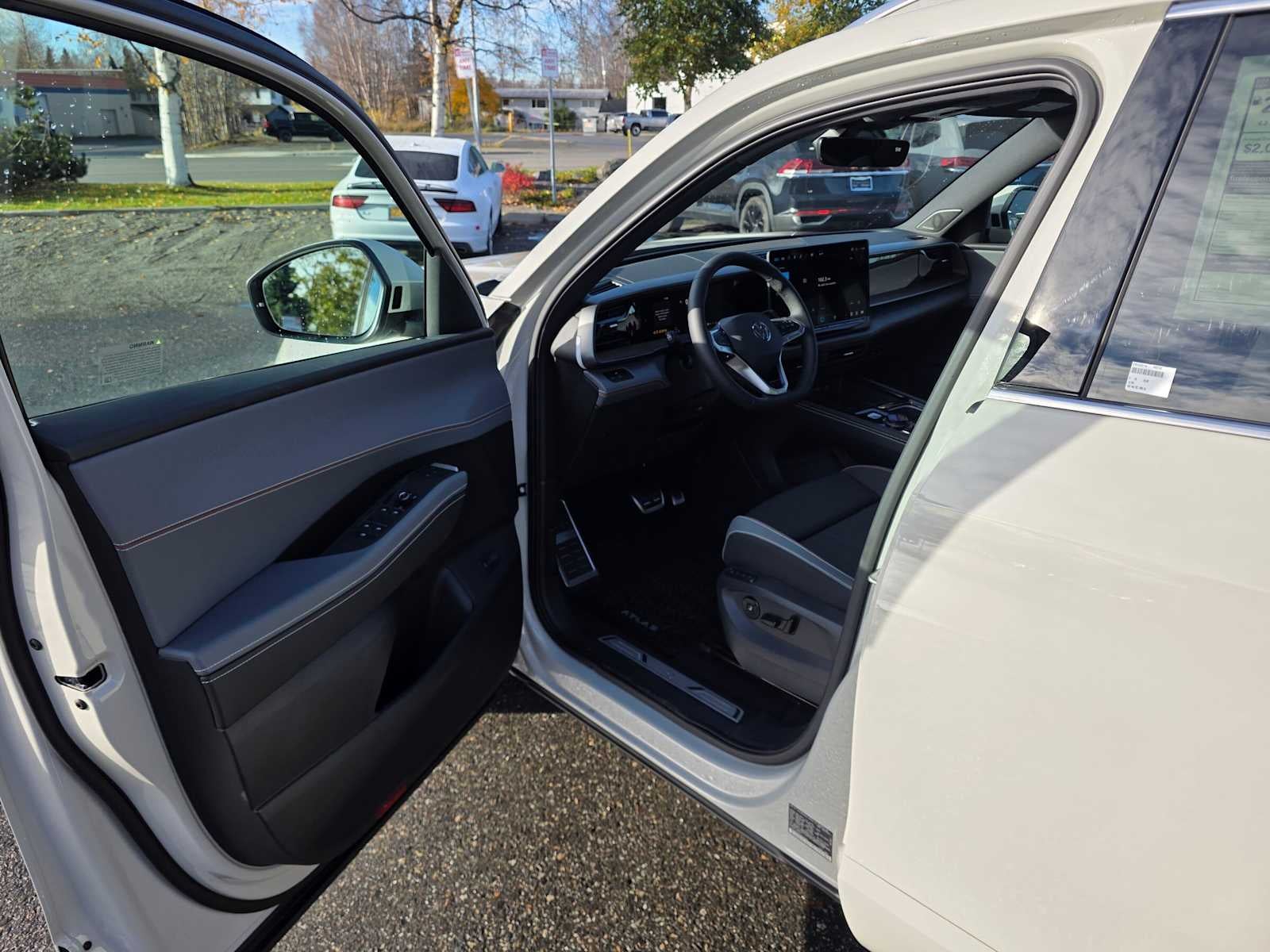 2027 Volkswagen Atlas 2.0T SEL
