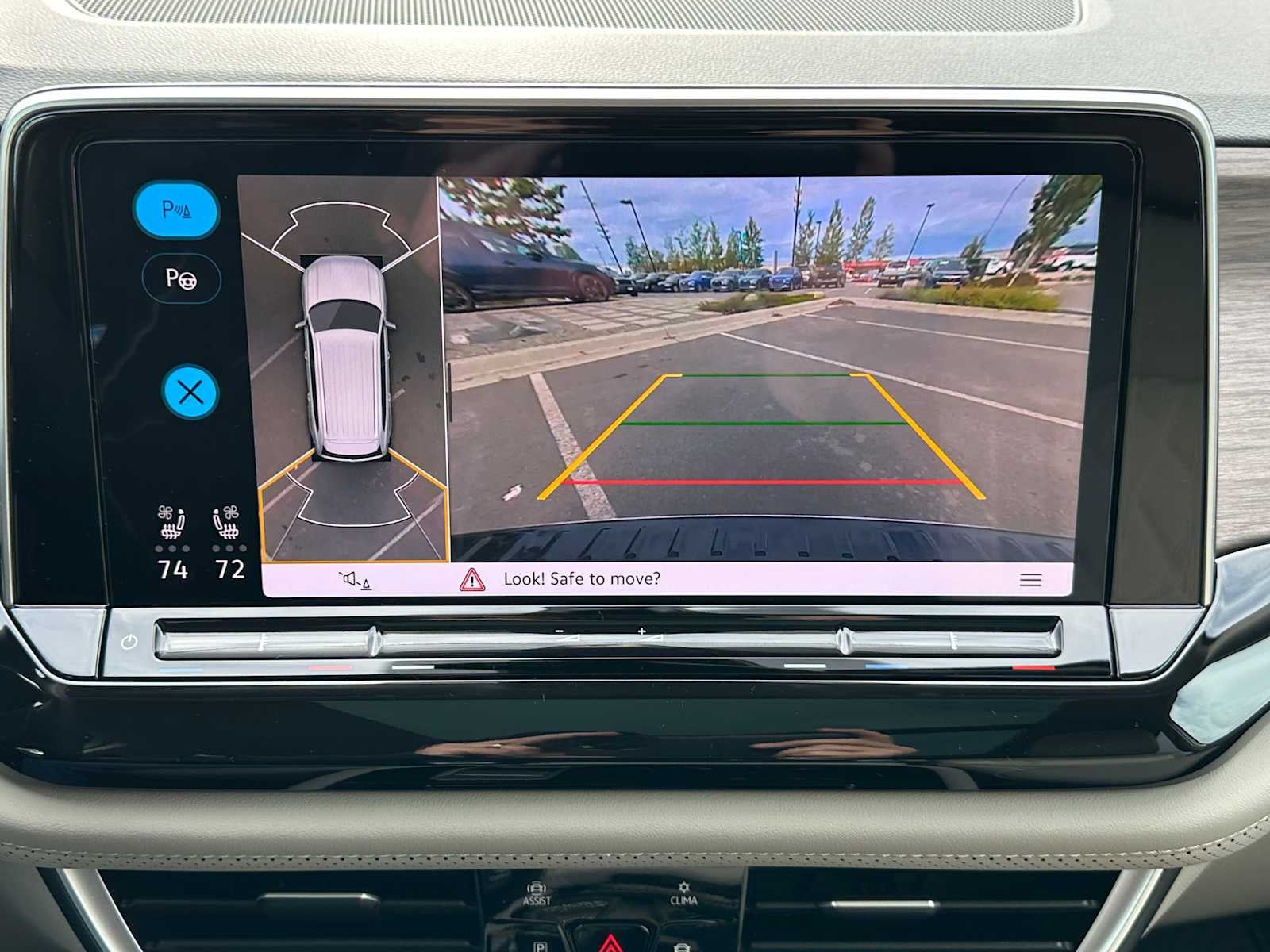 2026 Volkswagen Atlas 2.0T SEL Premium R-Line