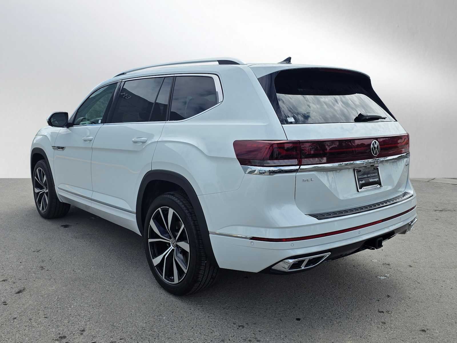 2026 Volkswagen Atlas 2.0T SEL Premium R-Line