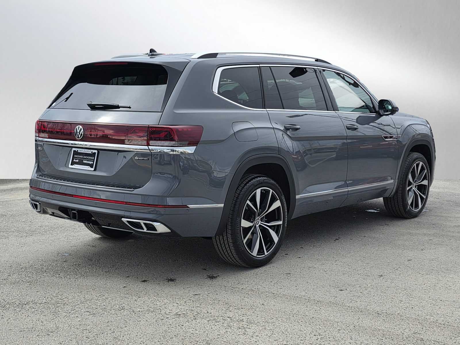 2026 Volkswagen Atlas 2.0T SEL Premium R-Line