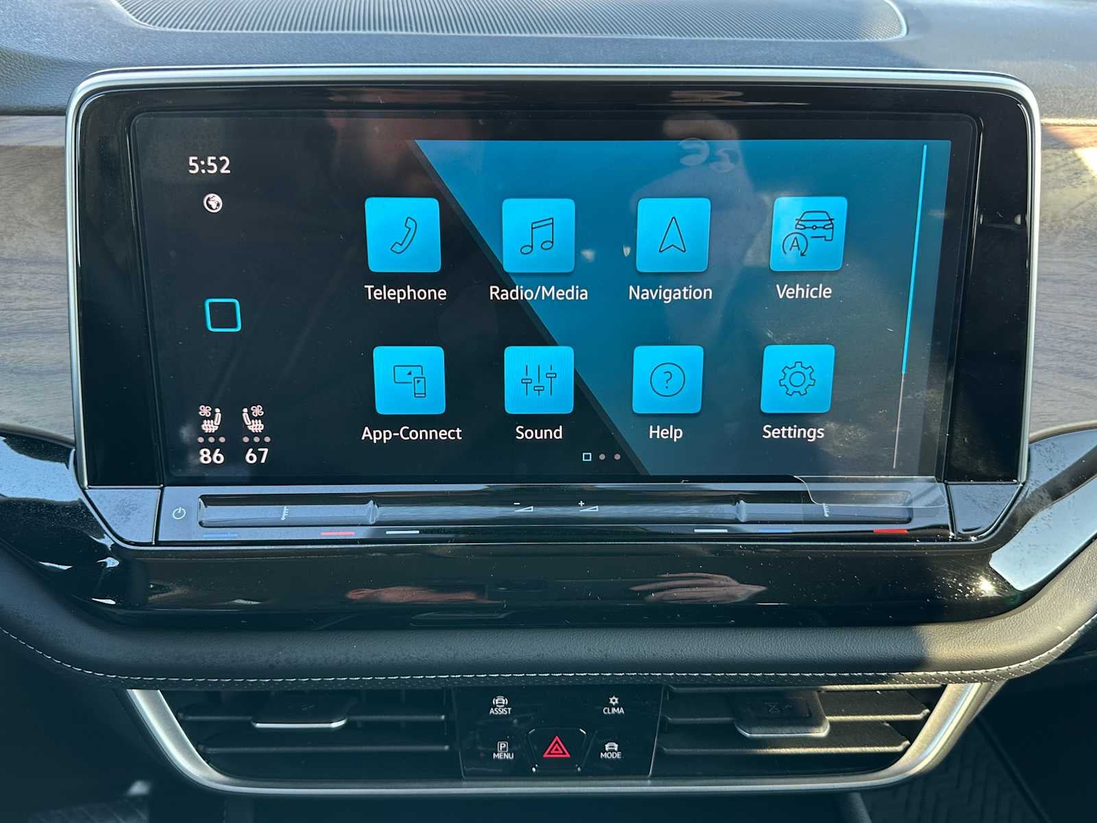2026 Volkswagen Atlas 2.0T SE W/TECHNOLOGY