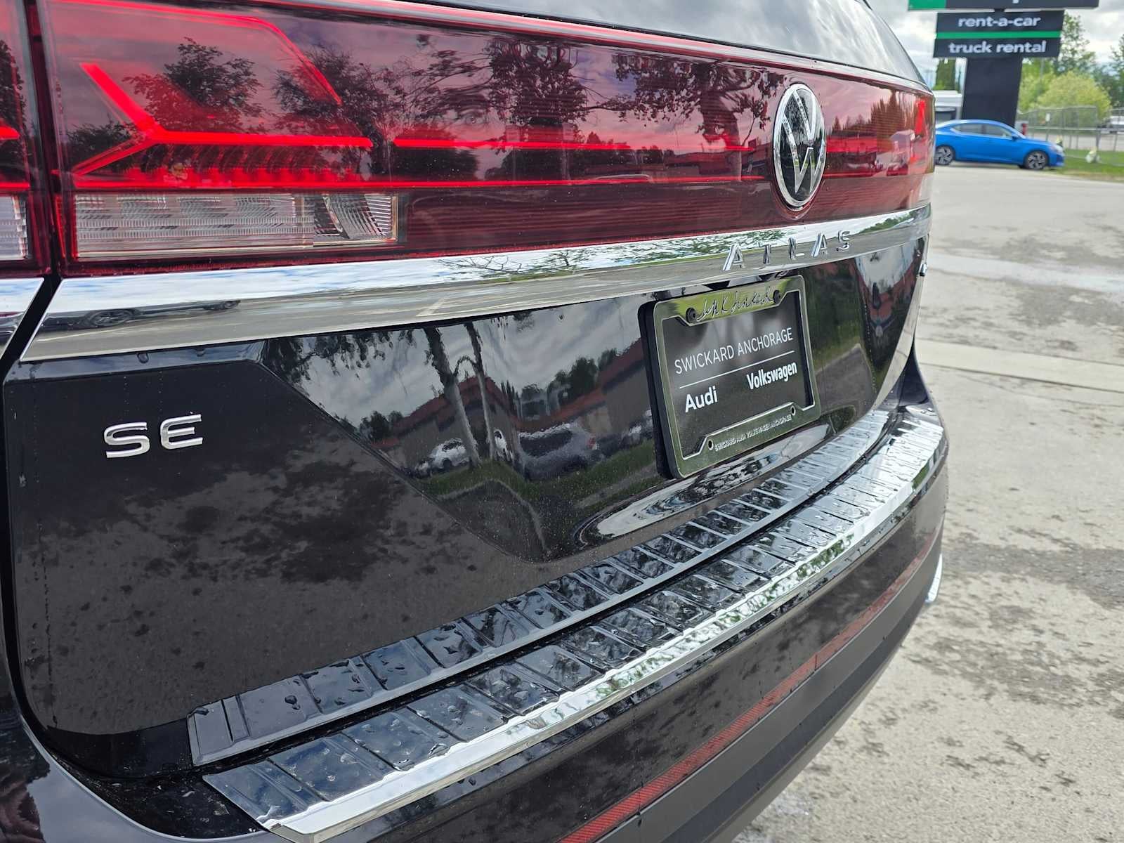 2026 Volkswagen Atlas 2.0T SE