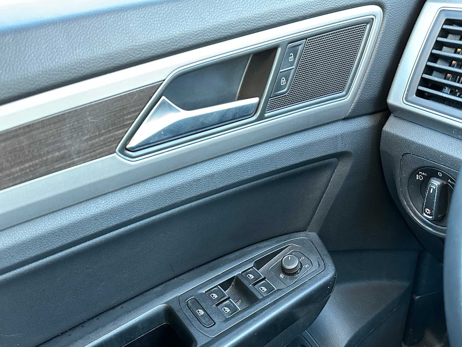 2019 Volkswagen Atlas 3.6L V6 SE w/Technology