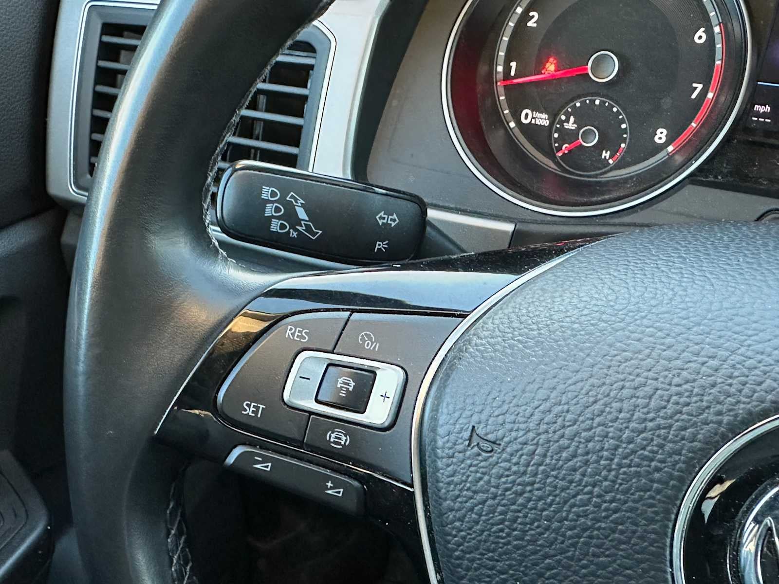 2019 Volkswagen Atlas 3.6L V6 SE w/Technology