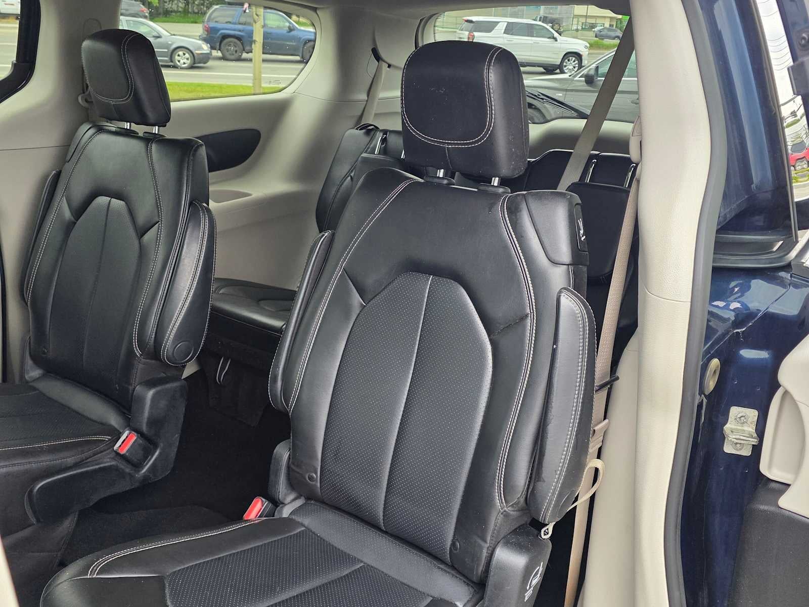 2020 Chrysler Voyager LXI