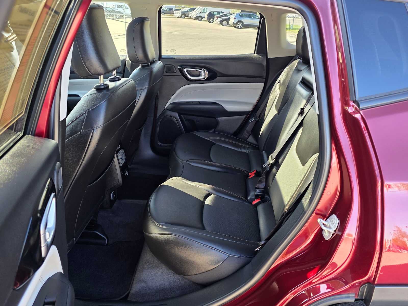 2022 Jeep Compass Limited - Photo 16