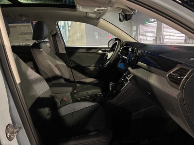 2026 Volkswagen Taos 1.5T SE Black