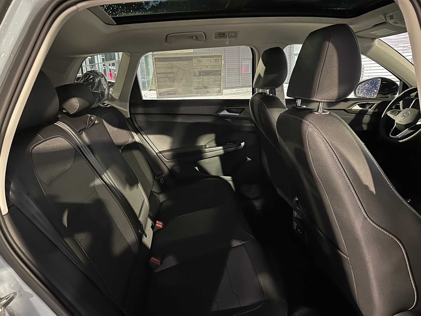 2026 Volkswagen Taos 1.5T SE Black