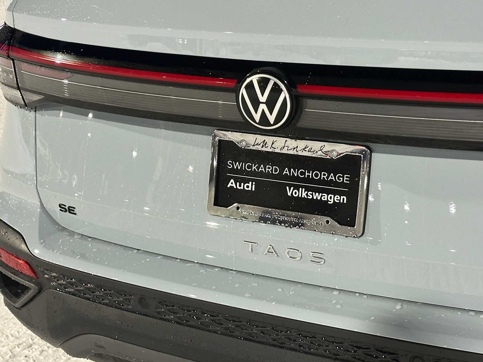 2026 Volkswagen Taos 1.5T SE Black