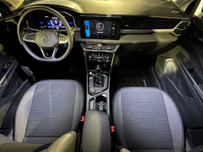 2026 Volkswagen Taos 1.5T SE Black