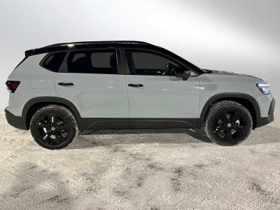 2026 Volkswagen Taos 1.5T SE Black