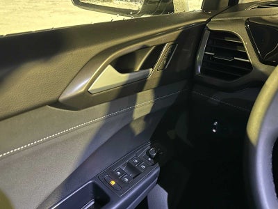 2026 Volkswagen Taos 1.5T SE Black