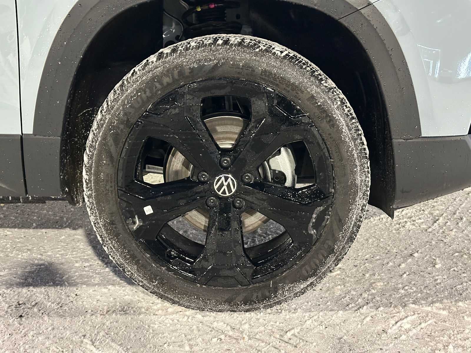 2026 Volkswagen Taos 1.5T SE Black