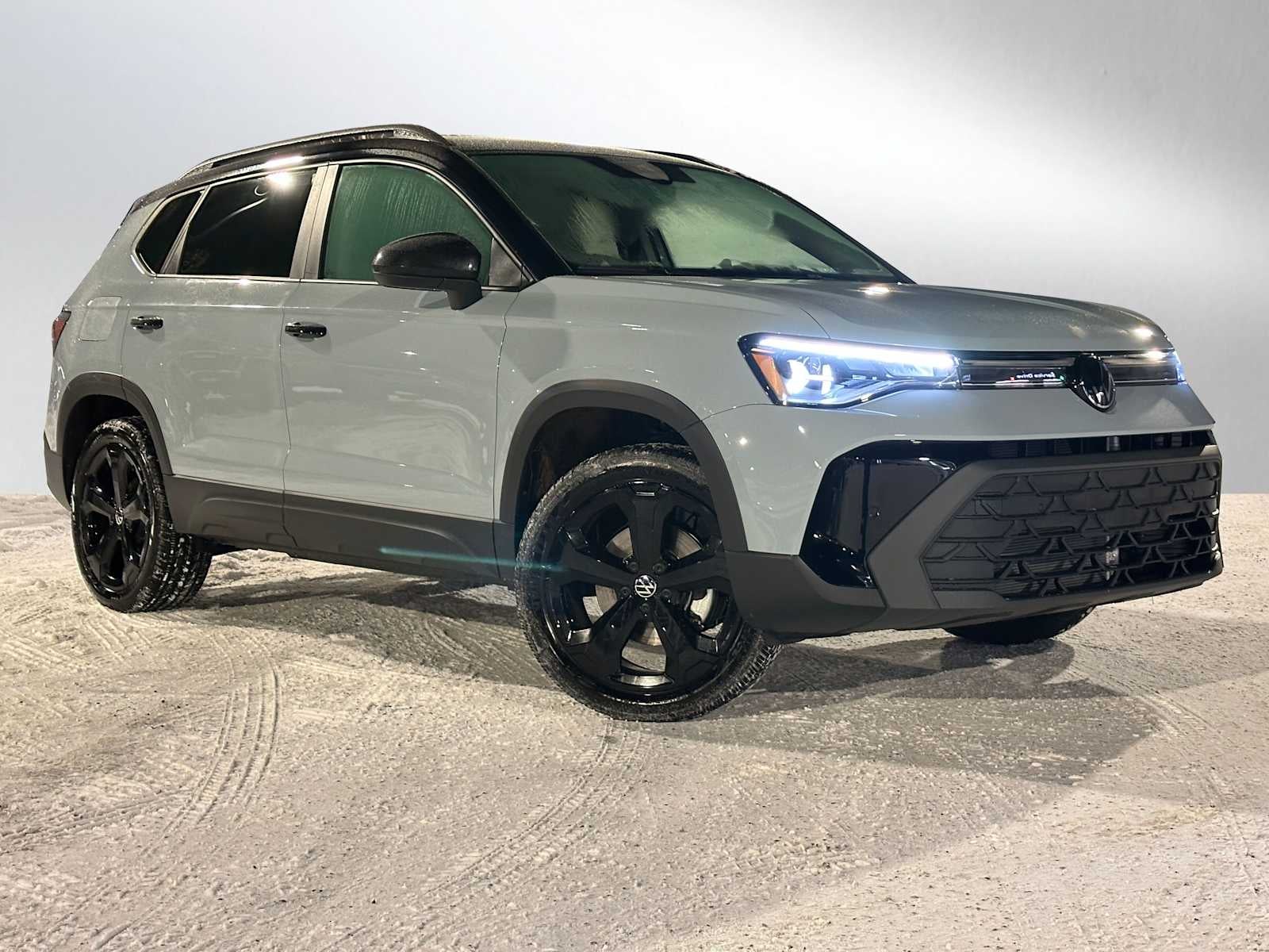 2026 Volkswagen Taos 1.5T SE Black