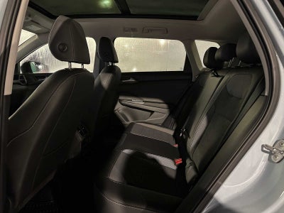 2026 Volkswagen Taos 1.5T SE Black