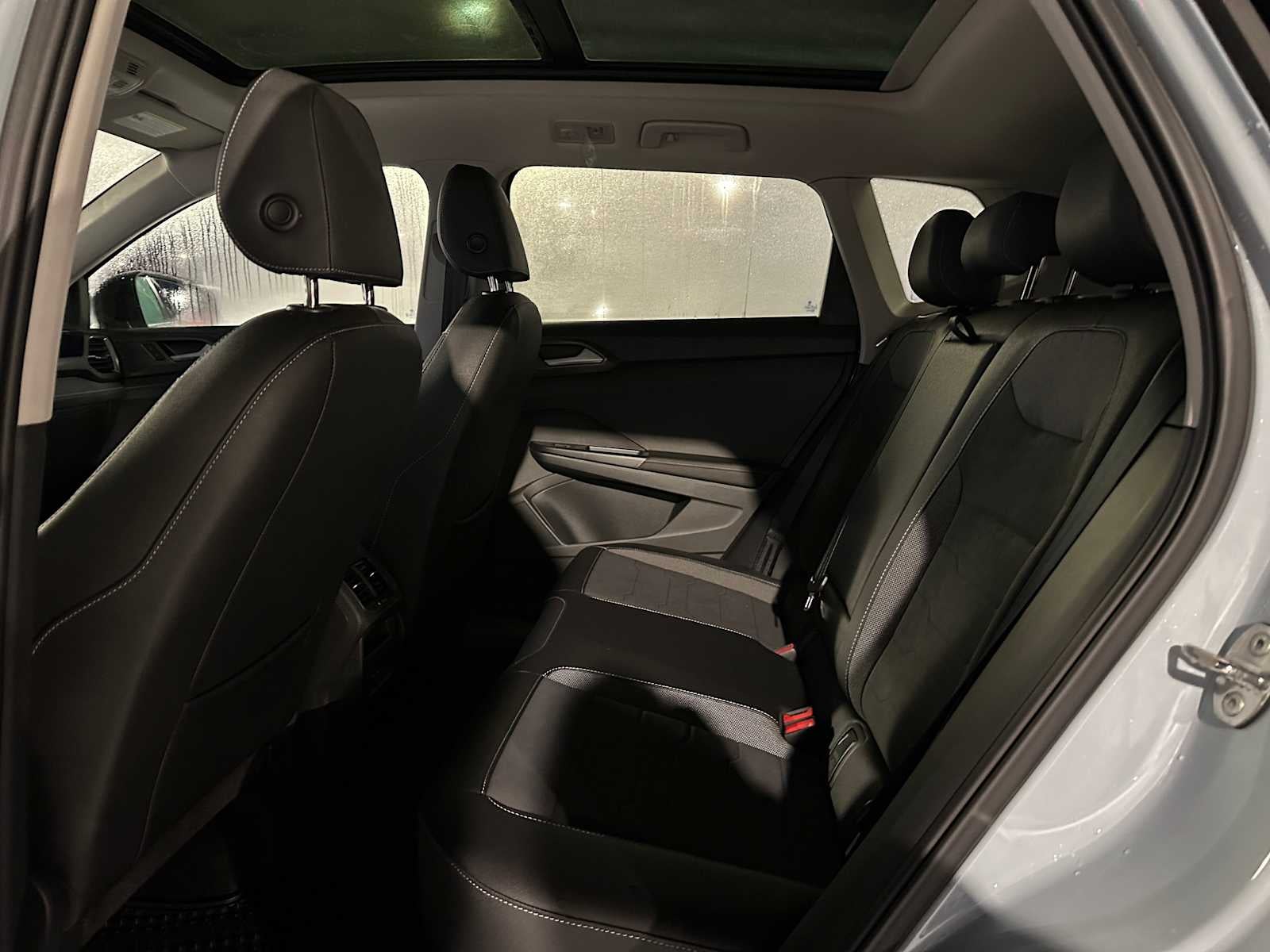 2026 Volkswagen Taos 1.5T SE Black