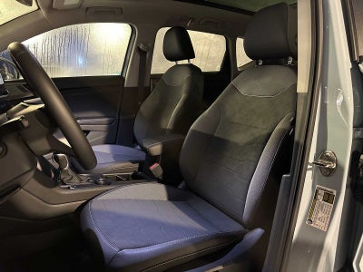 2026 Volkswagen Taos 1.5T SE Black