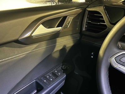 2026 Volkswagen Taos 1.5T SE Black