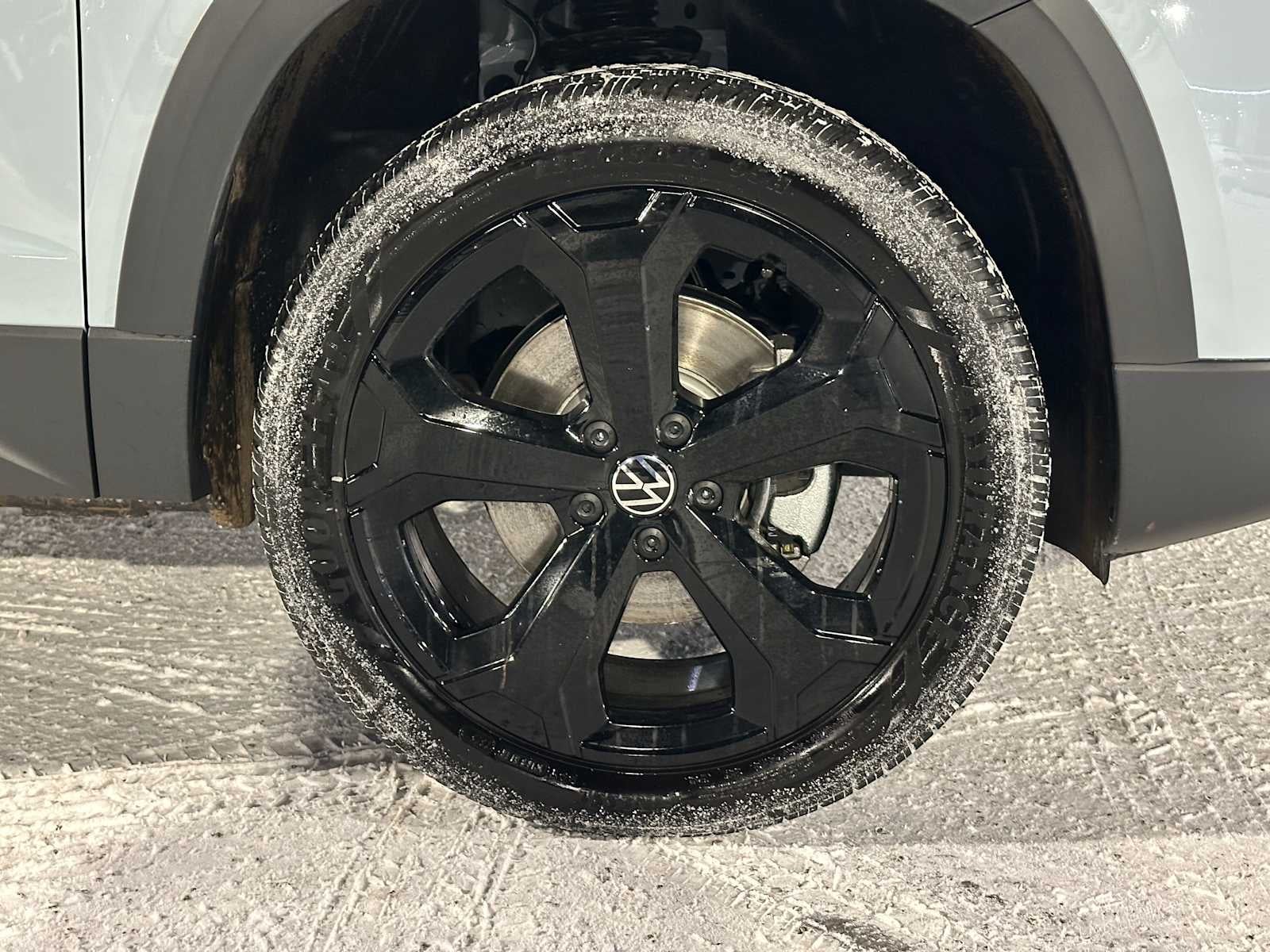 2026 Volkswagen Taos 1.5T SE Black