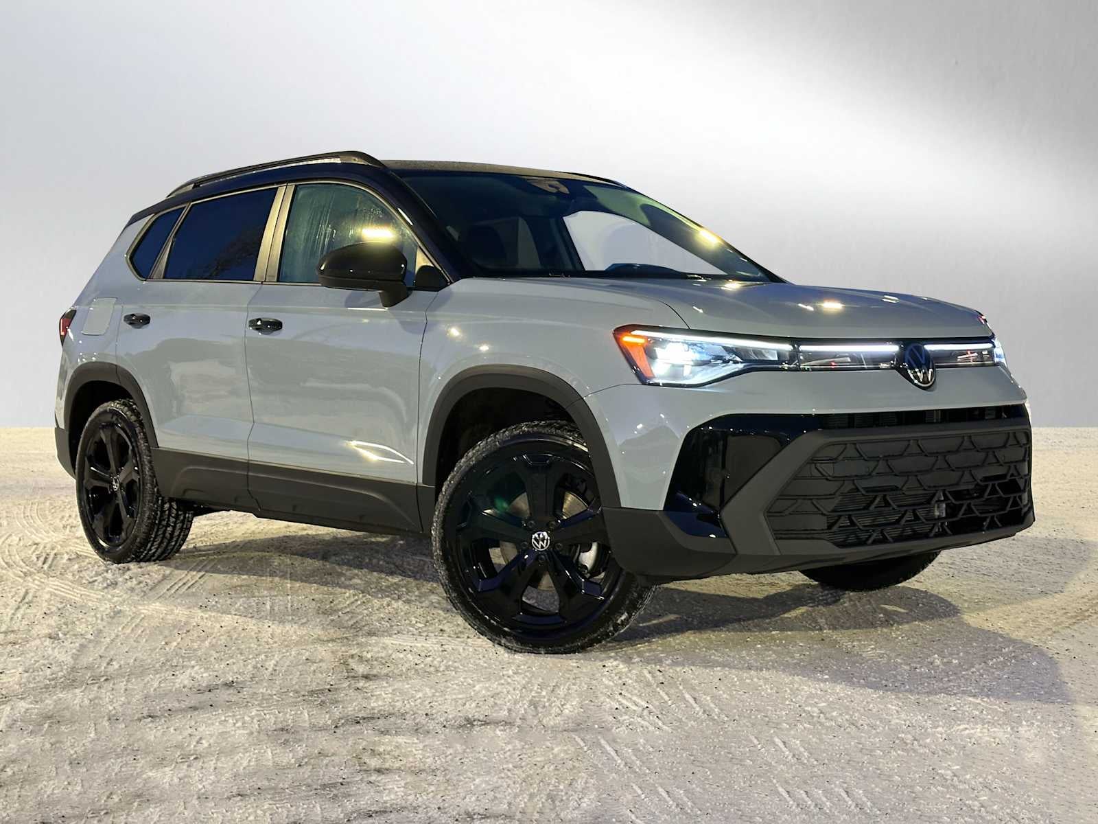 2026 Volkswagen Taos 1.5T SE Black