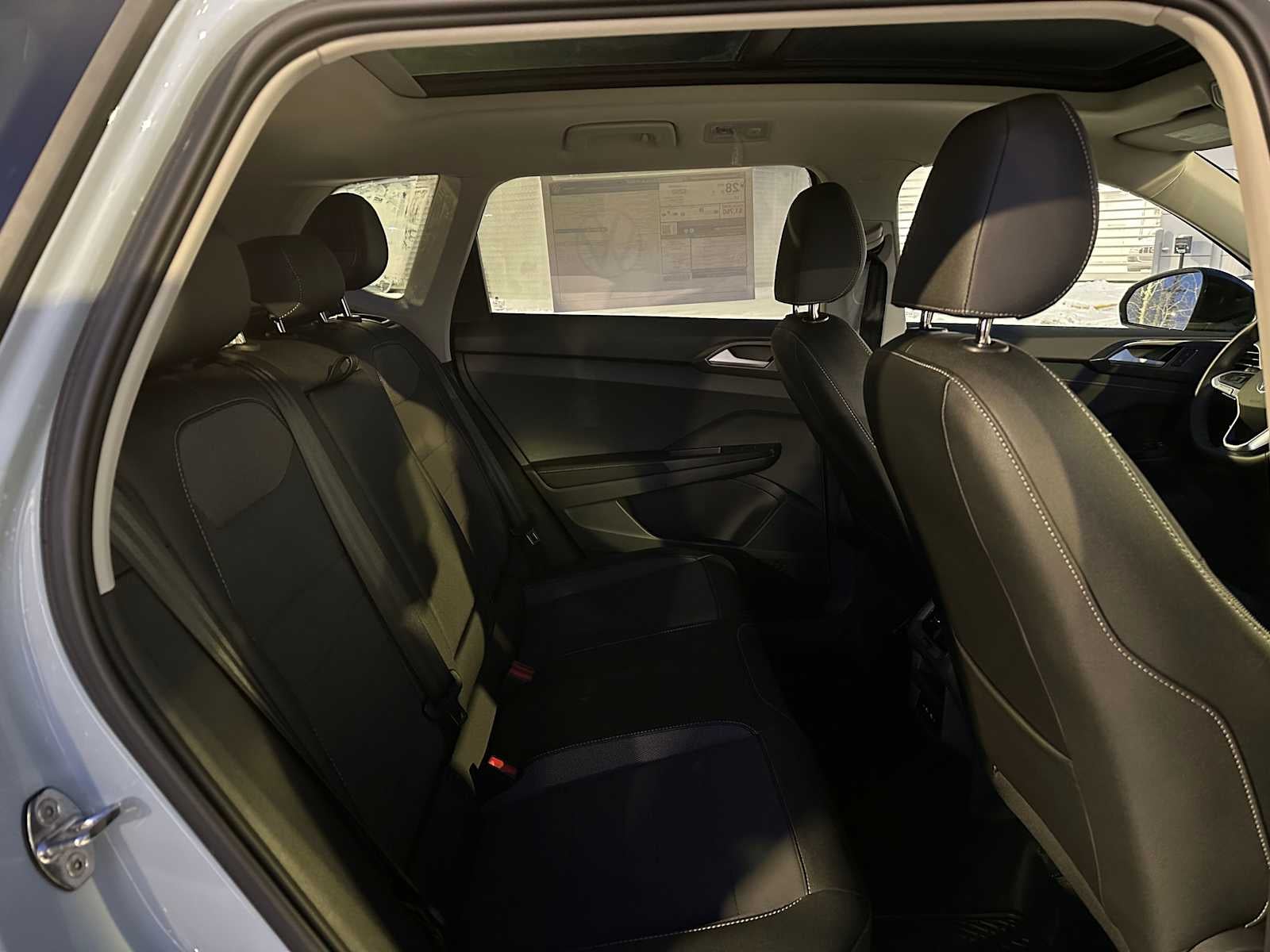 2026 Volkswagen Taos 1.5T SE Black