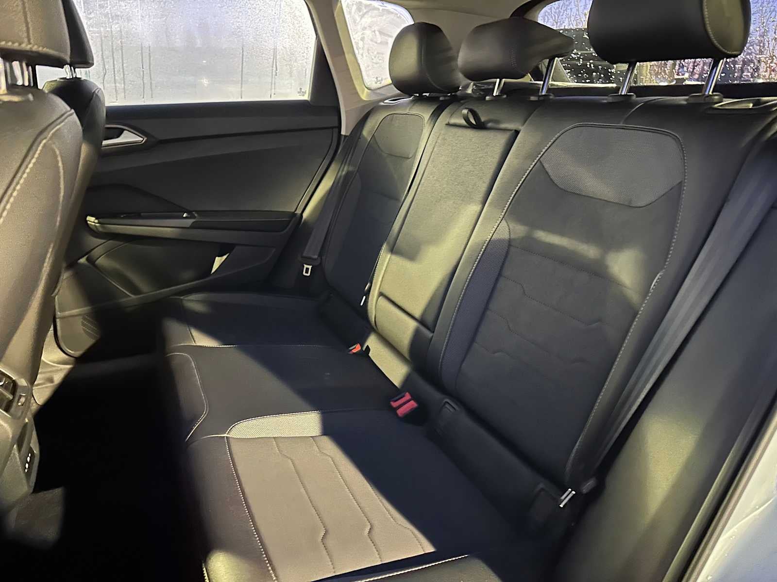 2026 Volkswagen Taos 1.5T SE Black