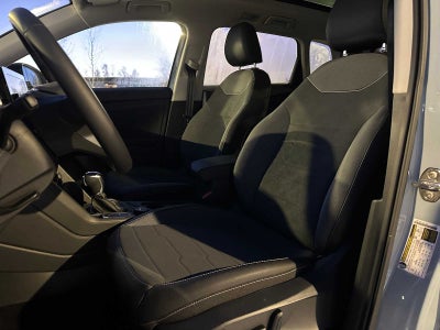 2026 Volkswagen Taos 1.5T SE Black