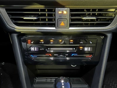 2026 Volkswagen Taos 1.5T SE Black