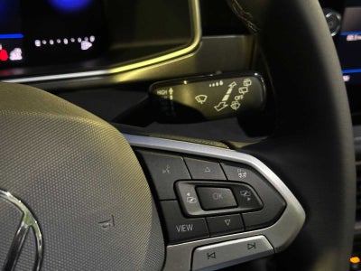 2026 Volkswagen Taos 1.5T SE Black