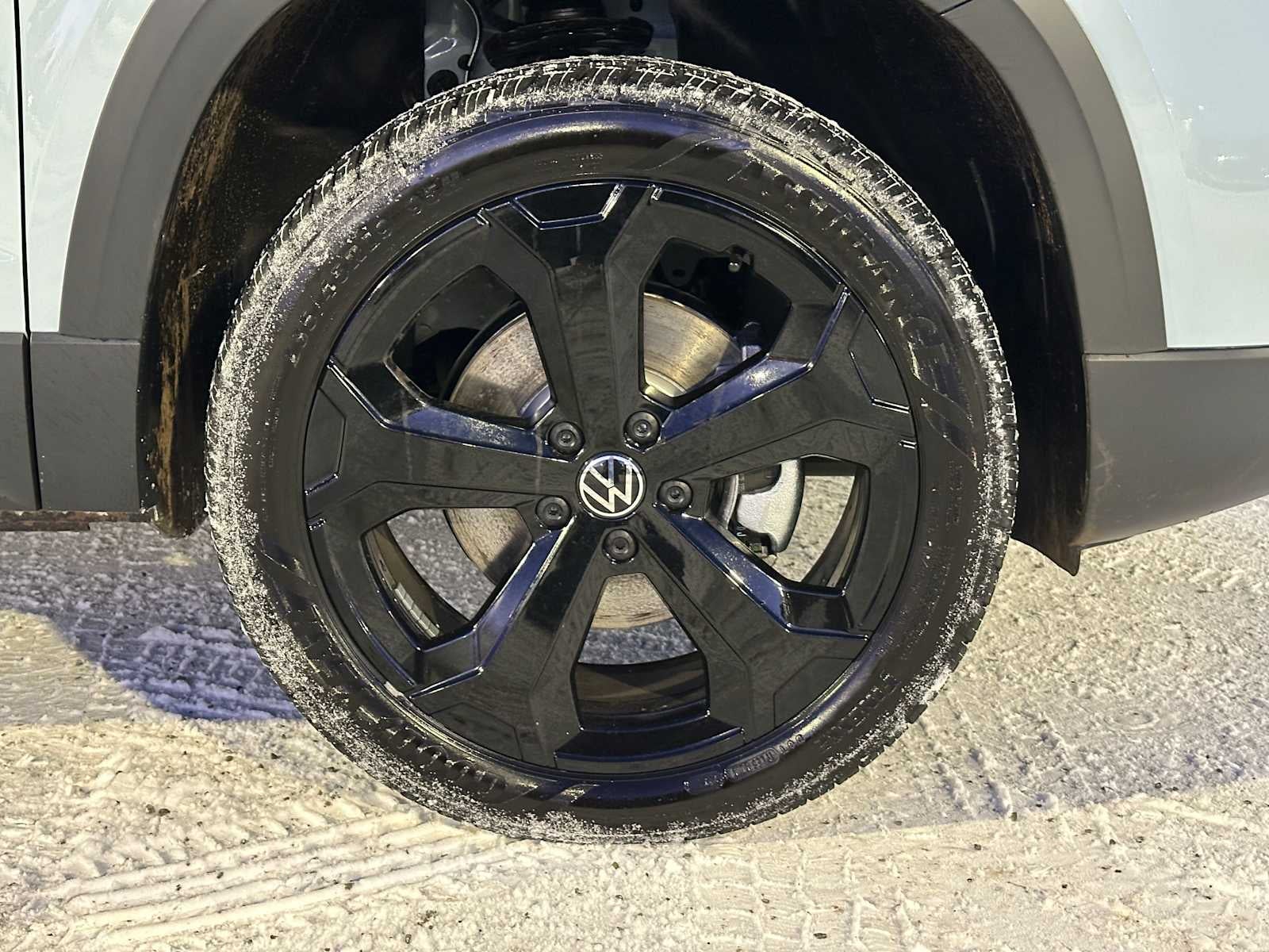 2026 Volkswagen Taos 1.5T SE Black