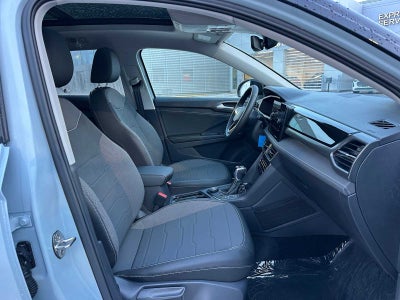 2026 Volkswagen Taos 1.5T SE Black