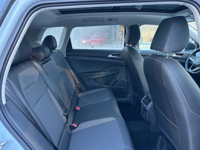 2026 Volkswagen Taos 1.5T SE Black