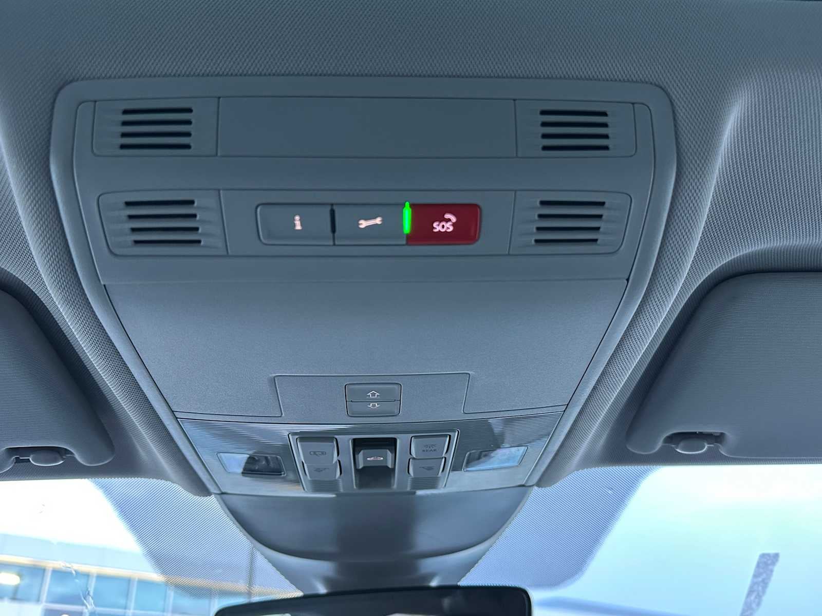 2026 Volkswagen Taos 1.5T SE Black