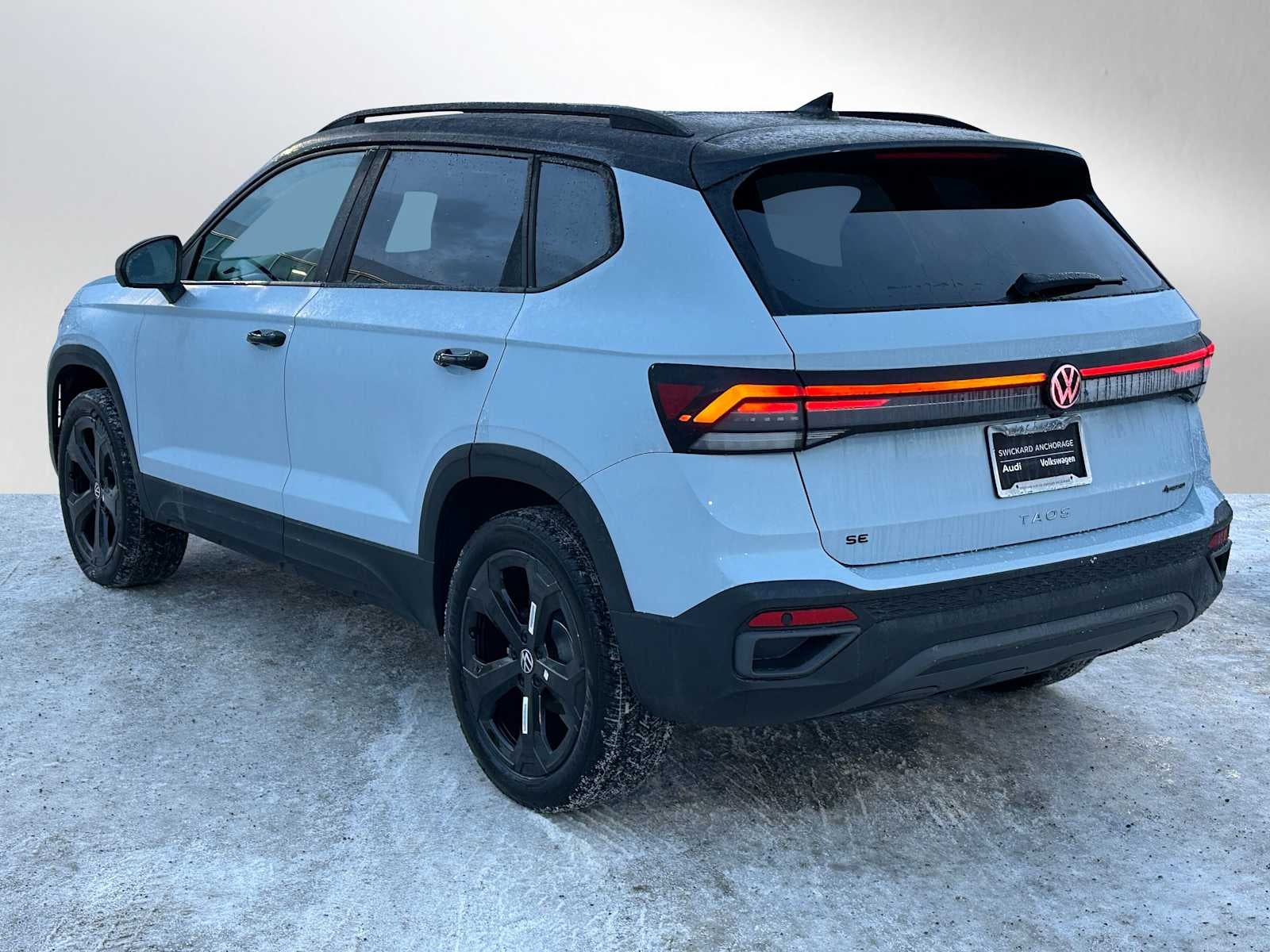 2026 Volkswagen Taos 1.5T SE Black