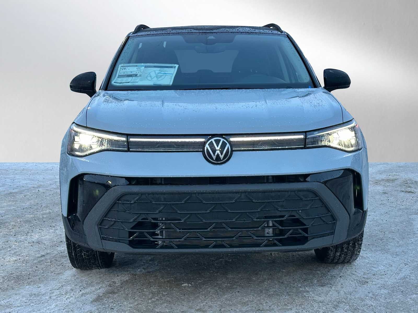 2026 Volkswagen Taos 1.5T SE Black