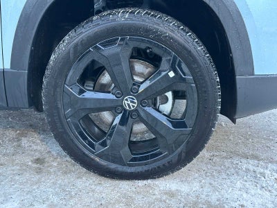 2026 Volkswagen Taos 1.5T SE Black