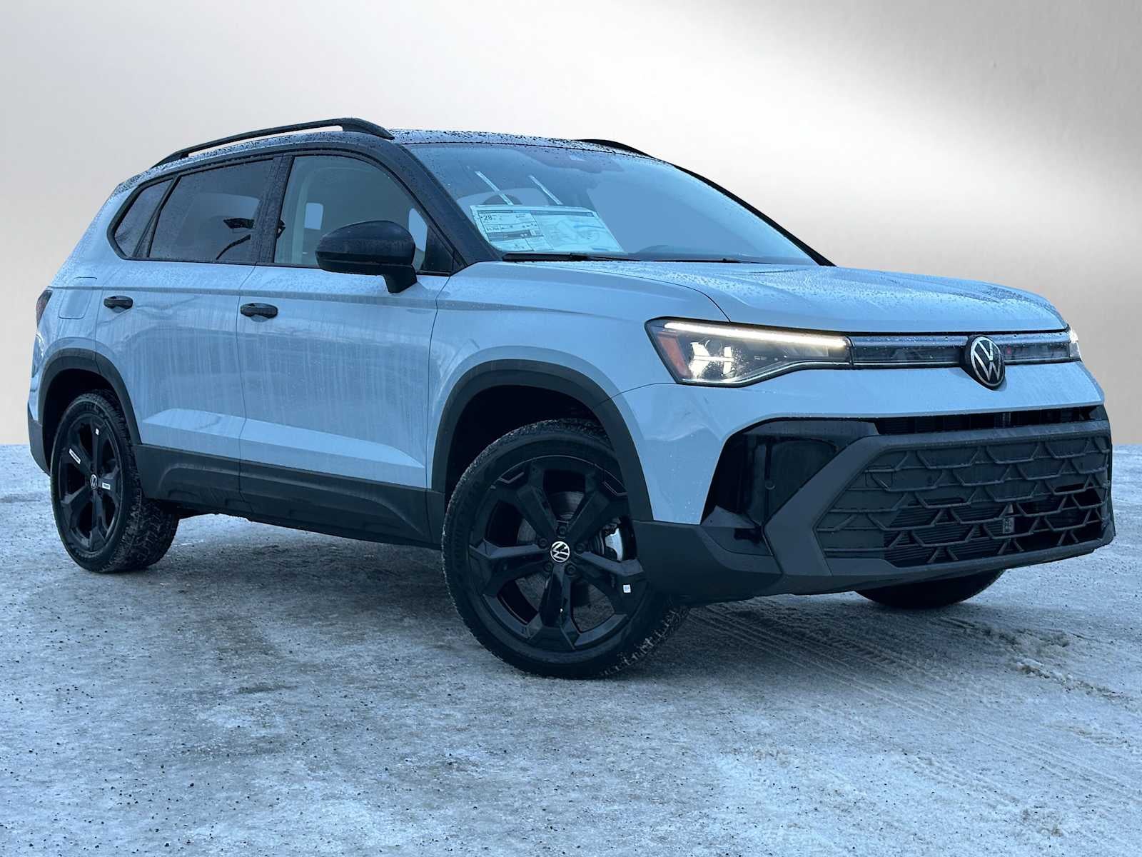 2026 Volkswagen Taos 1.5T SE Black