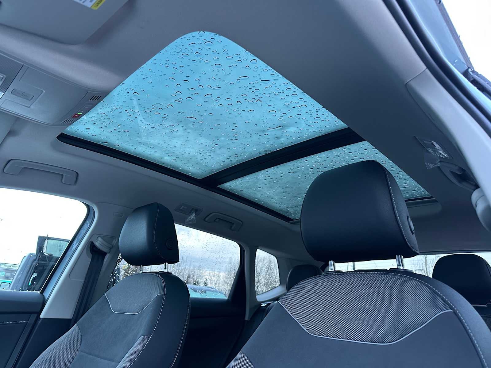 2026 Volkswagen Taos 1.5T SE Black