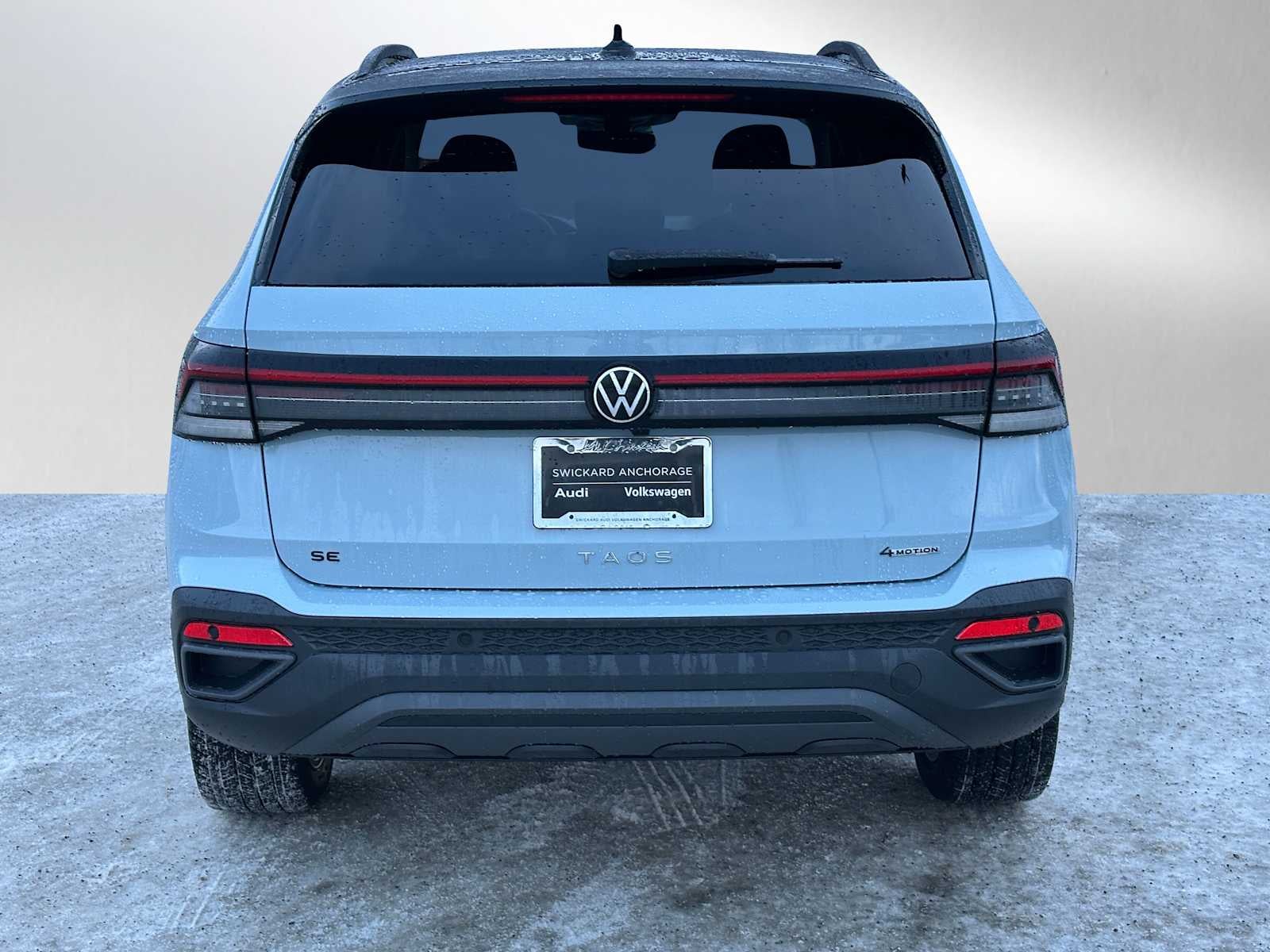 2026 Volkswagen Taos 1.5T SE Black