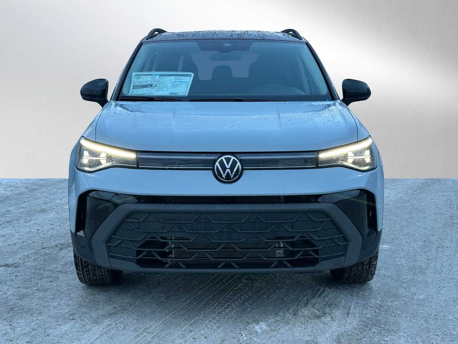 2026 Volkswagen Taos 1.5T SE Black