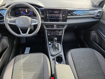 2027 Volkswagen Taos SE BLACK