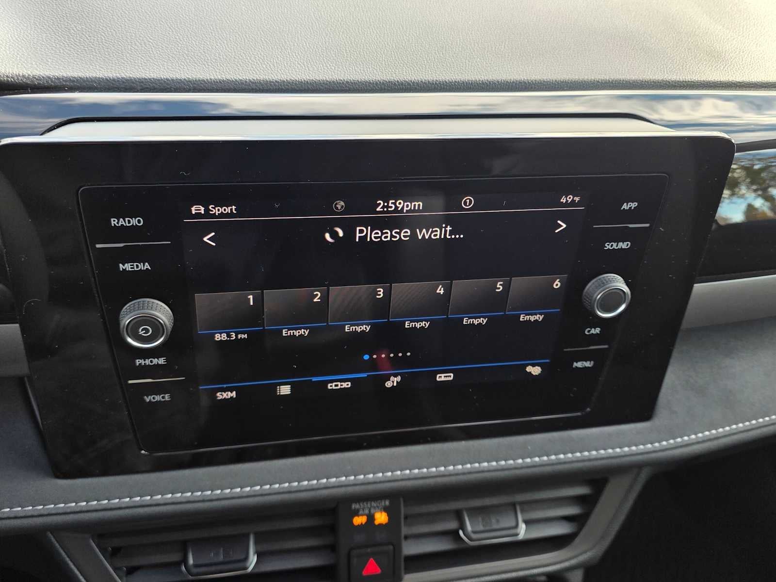 2027 Volkswagen Taos SE BLACK