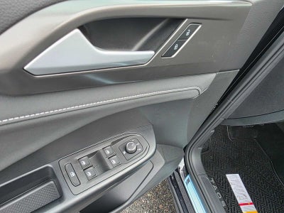 2027 Volkswagen Taos SE Black 4MOTION