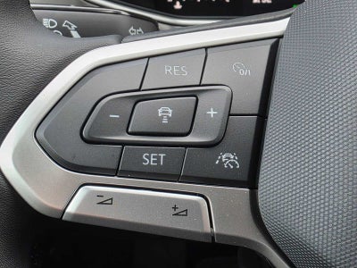 2027 Volkswagen Taos SE Black 4MOTION