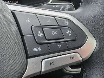 2027 Volkswagen Taos SE Black 4MOTION