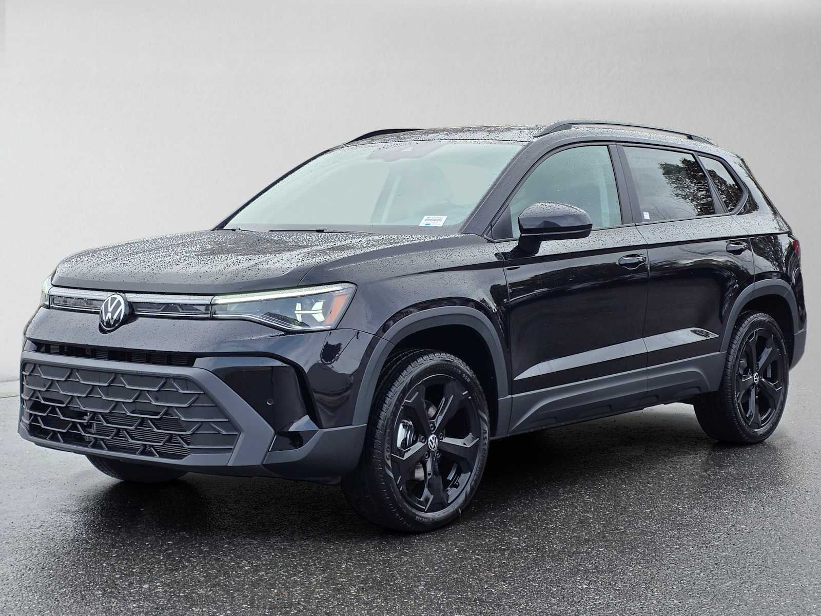 2027 Volkswagen Taos SE Black 4MOTION