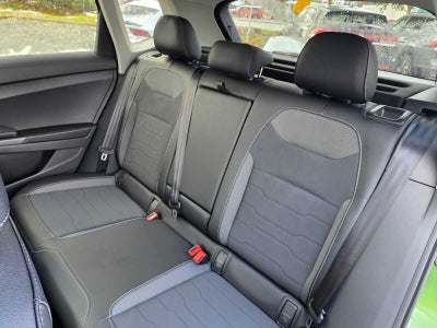 2027 Volkswagen Taos SE BLACK