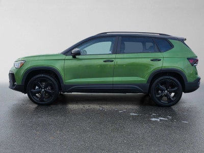 2027 Volkswagen Taos SE BLACK