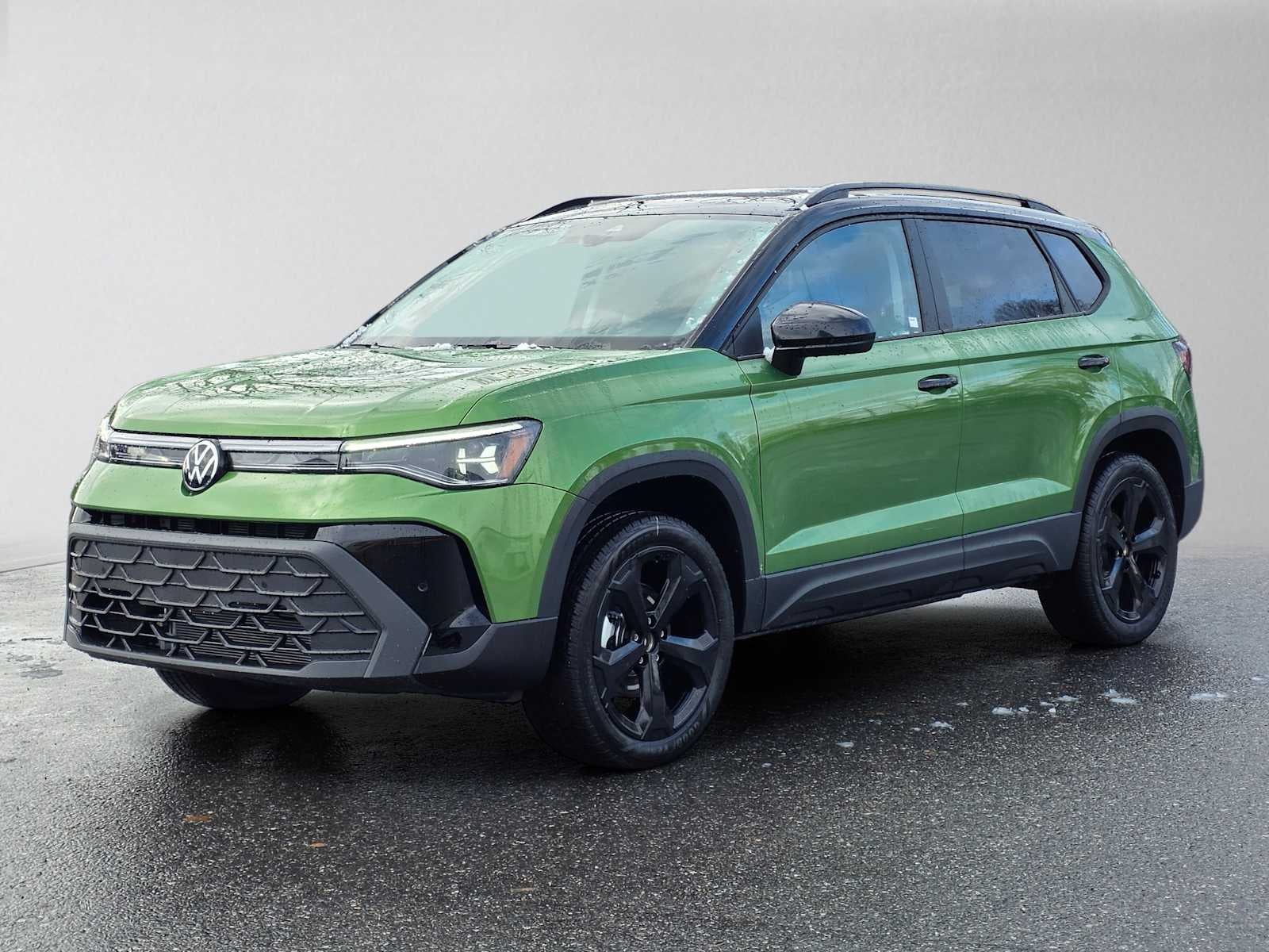 2027 Volkswagen Taos SE BLACK